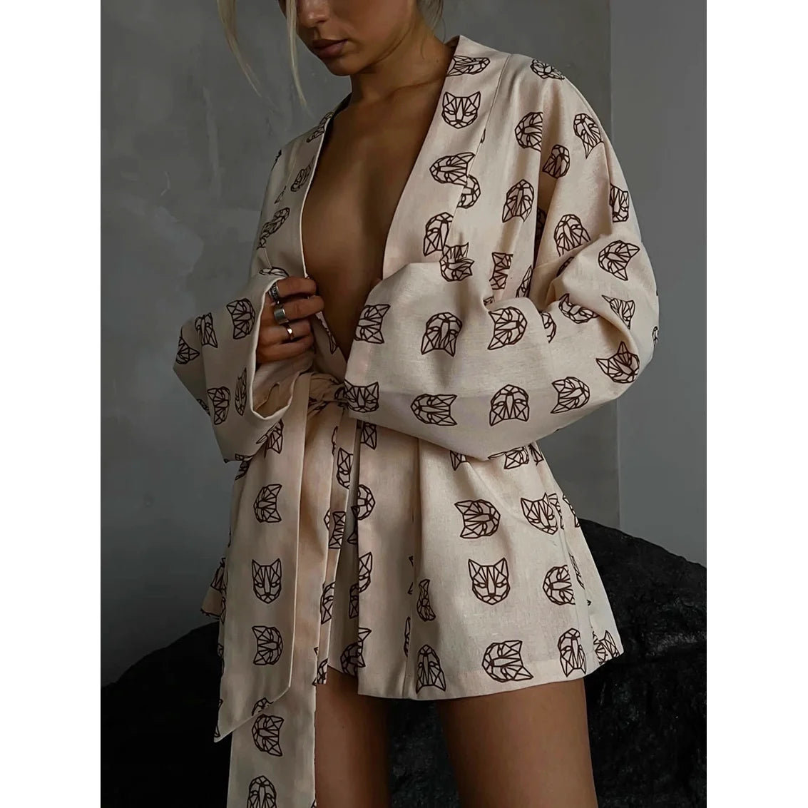 IMIEMIE Marthaqiqi Casual Print Women'S Pajamas 2024 Sexy Loose Pajamas For Women Lace-Up Long Sleeve Robes Shorts Set Female Sleepwear