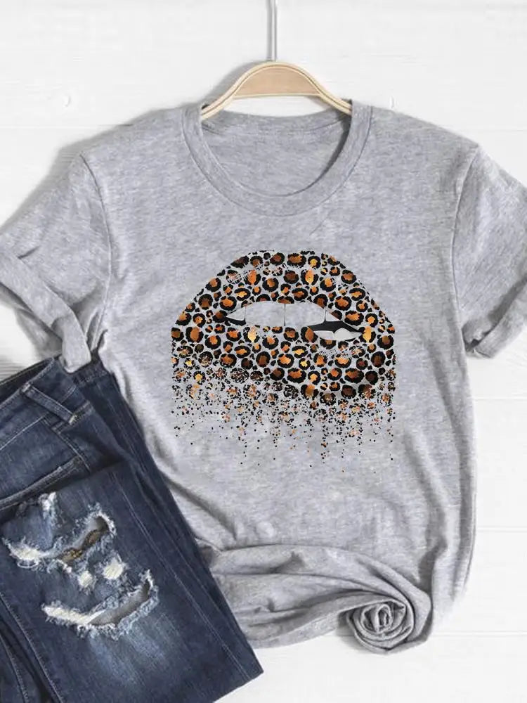 IMIEMIE Tee Basic Clothing Women Clothes Print T Shirt Leopard Love Heart Trend Cute Summer Top Fashion Short Sleeve Graphic T-shirt