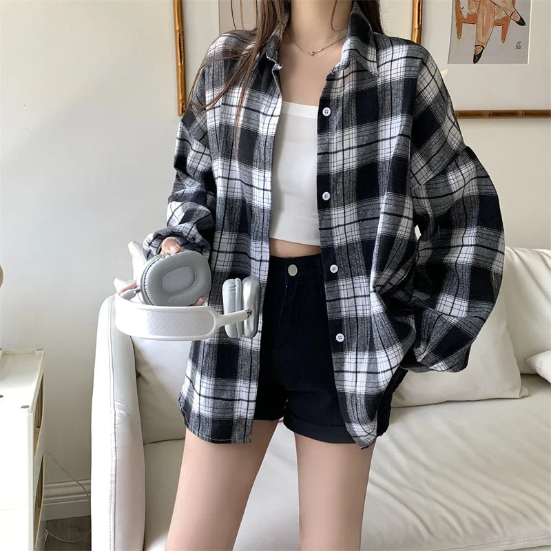 IMIEMIE Women Tartan Shirt Long Sleeve Collared Button Up Oversized Plaid Shirt Flannel Jacket Grunge Teenage Girl Spring Summer Outfit