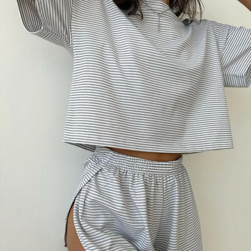 IMIEMIE Women's Stripe Knit Pajamas Set Summer Short Sleeve Shorts Sleepwear 2 Piece Set For Women Home Casual Loose Round Neck Suit