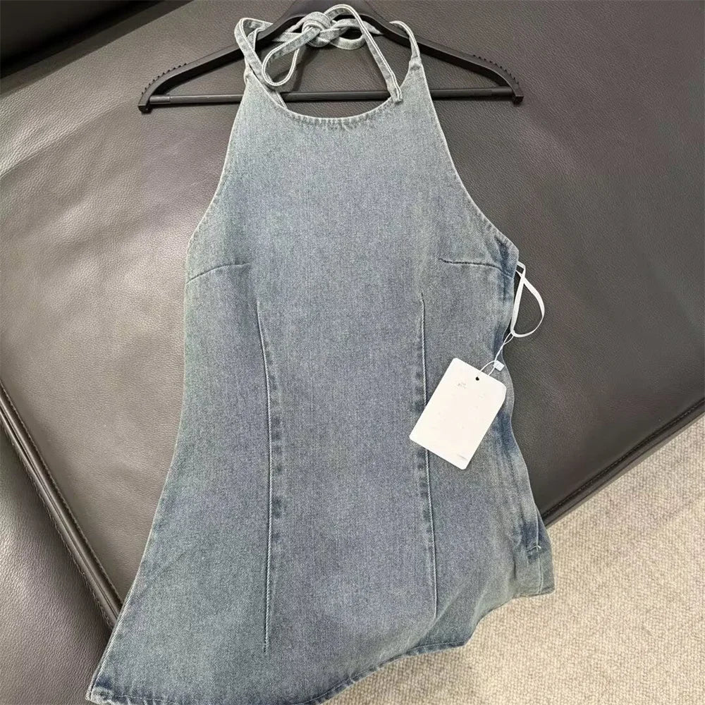 IMIEMIE Zach Ailsa 2024 Spring New Product Women's Wear Temperament Slim Fit, Sexy, Open Back, Hanging Neck, Strap, Denim Top