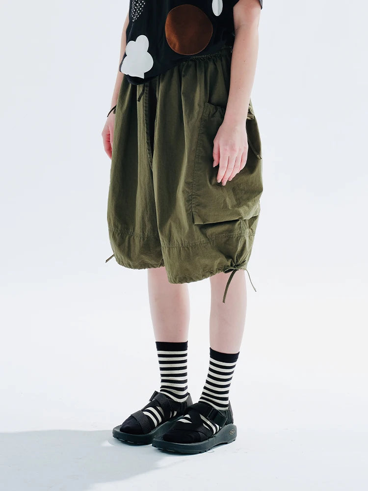 IMIEMIE imakokoni girls Original 2024 Army Green shorts Loose cargo pants five quarter pants casual women 234057